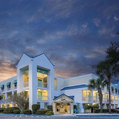 Hotel Carolina A Days Inn By Wyndham Île de Hilton-Head Extérieur photo