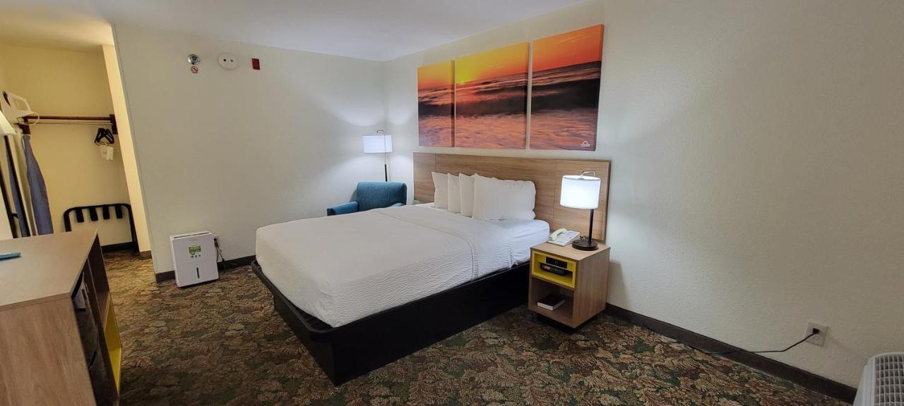 Hotel Carolina A Days Inn By Wyndham Île de Hilton-Head Extérieur photo