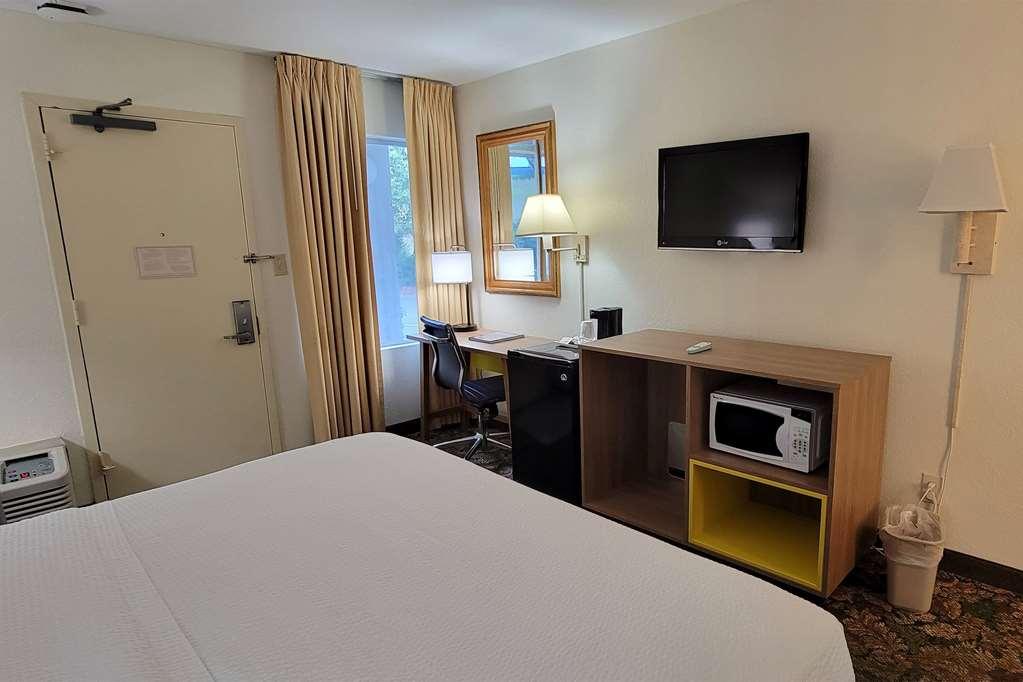 Hotel Carolina A Days Inn By Wyndham Île de Hilton-Head Chambre photo