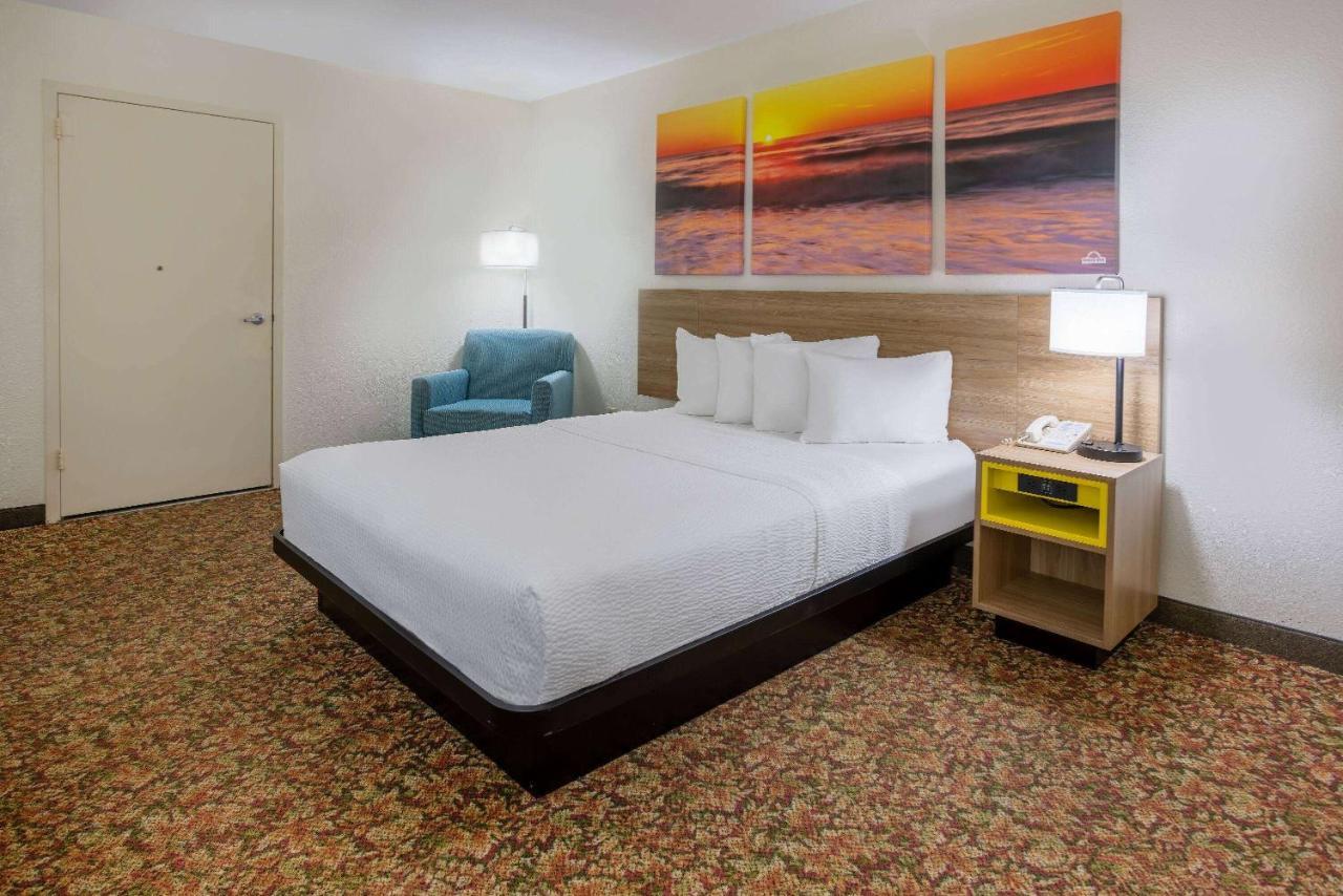 Hotel Carolina A Days Inn By Wyndham Île de Hilton-Head Extérieur photo