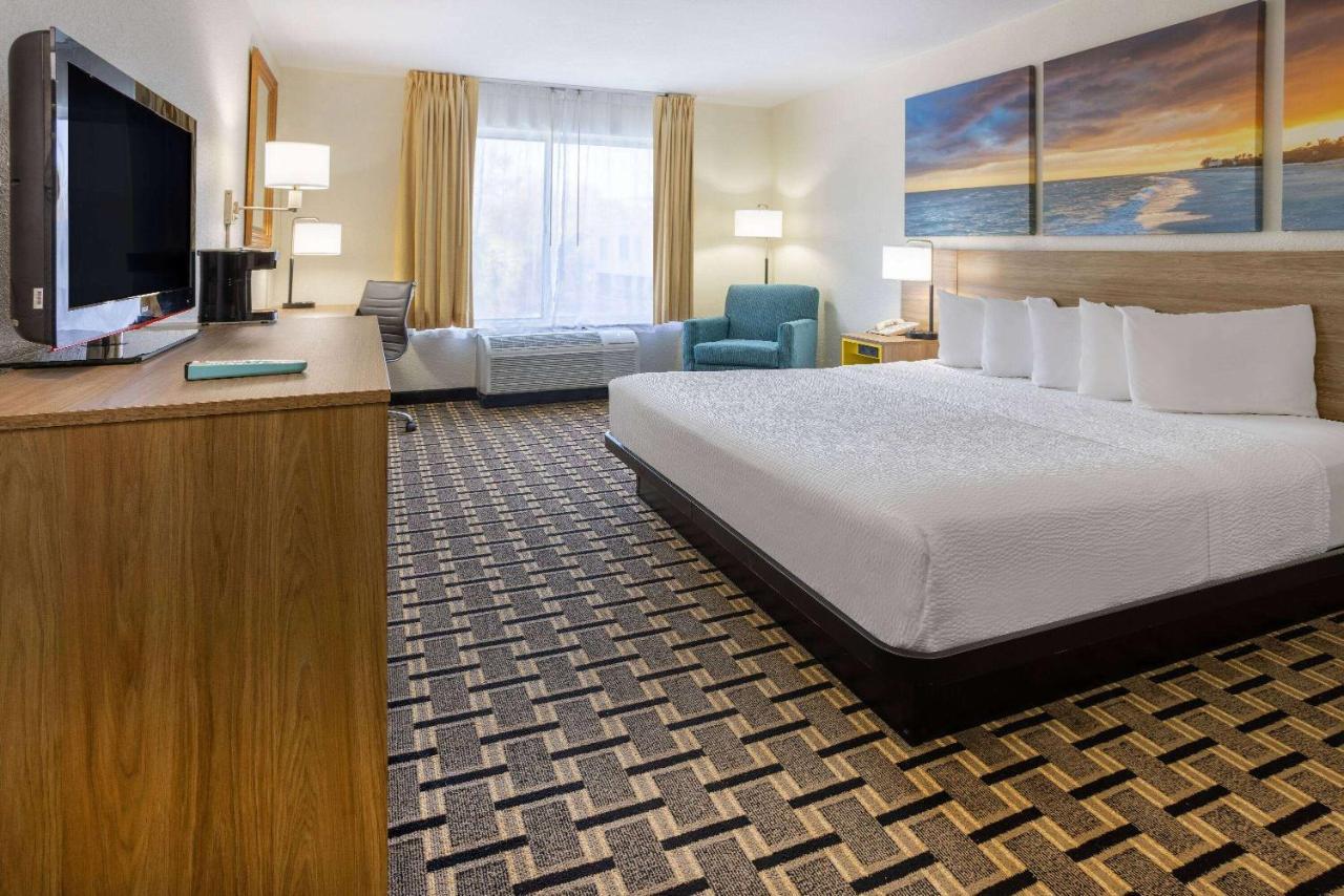 Hotel Carolina A Days Inn By Wyndham Île de Hilton-Head Extérieur photo
