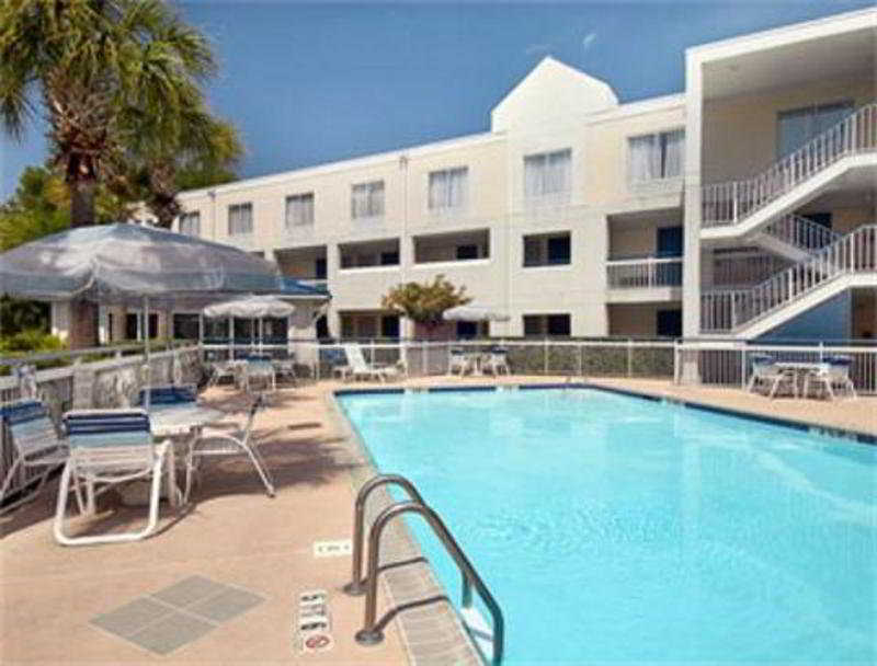 Hotel Carolina A Days Inn By Wyndham Île de Hilton-Head Extérieur photo